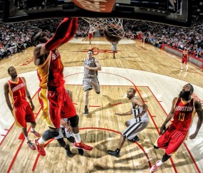 开云体育中国-克莱·汤普森，总决赛暗夜里的无声惊雷